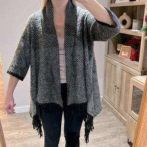 Grey Knit Blanket Shall